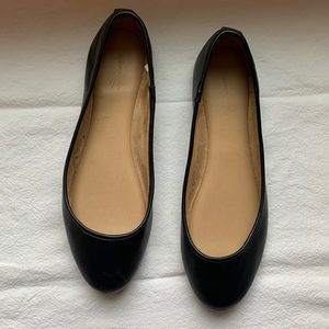 Black flats size 8 - Universal Thread